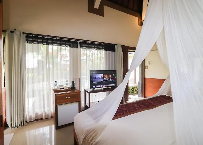 Villa Jj And